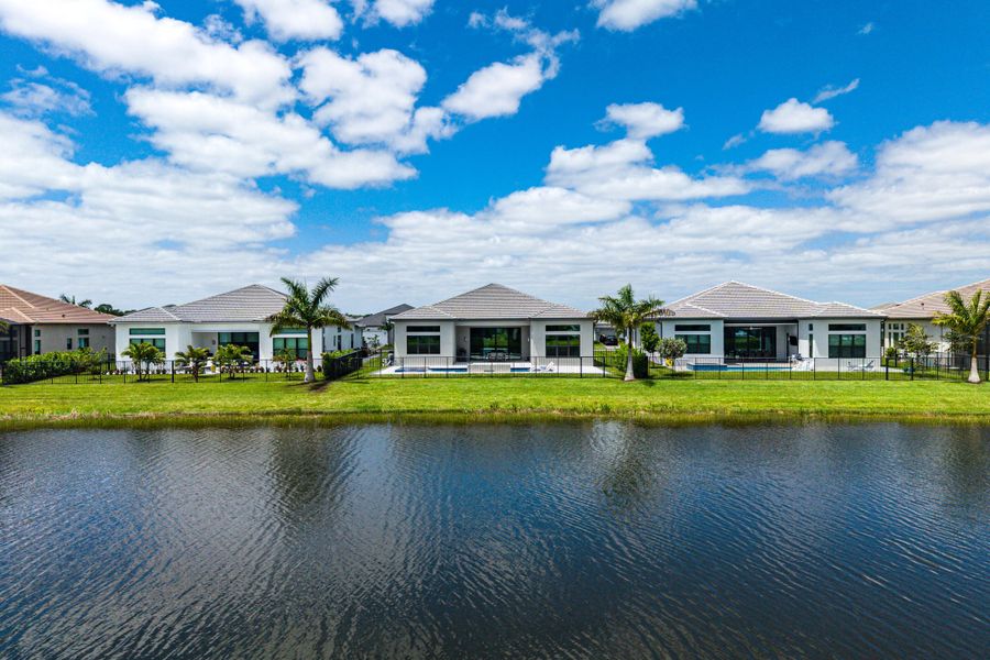 Beautiful Lakefront Lot