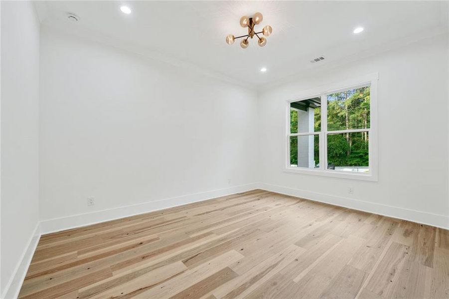 Spacious, unfurnished interior of a new home in , Lawrenceville (Image 40).