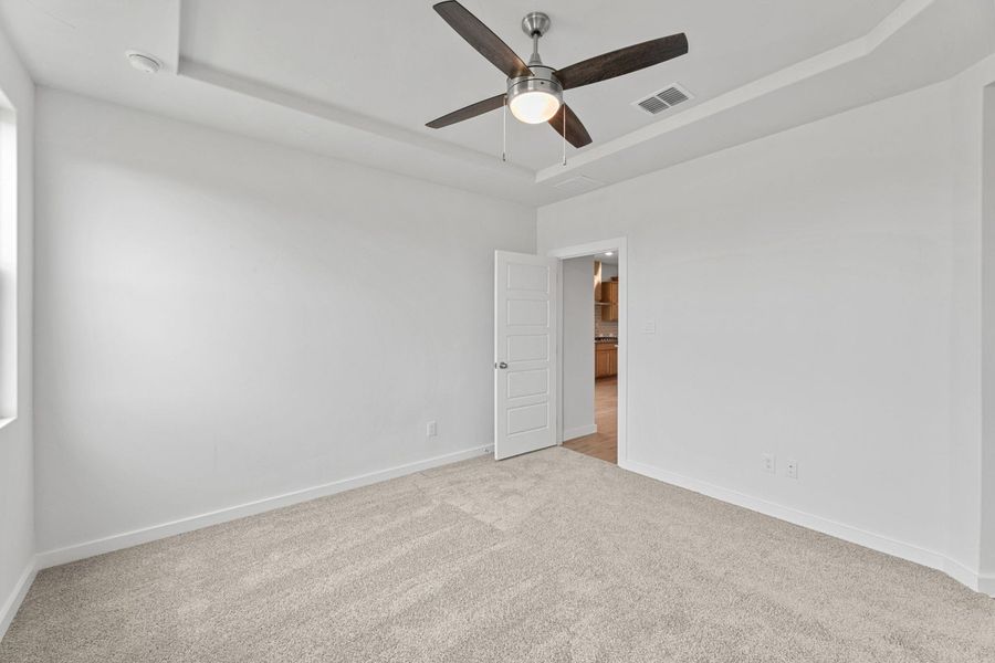 Representative unfurnished interior of a home built from the Sabrine by Hakes Brothers in Highland Ridge, New Braunfels (Image 34).