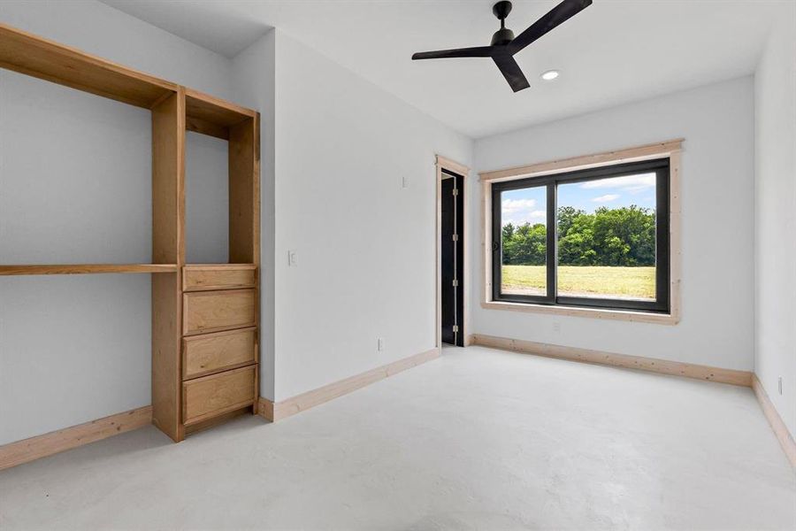 Image 32 of a home in . Image 32 of a home in .