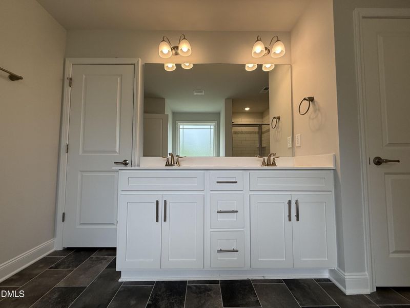 Lot32-18(1) Lot32-18(1)