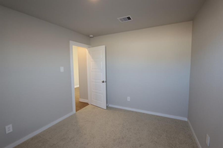 Image 12 of a home in Magnolia Ridge.