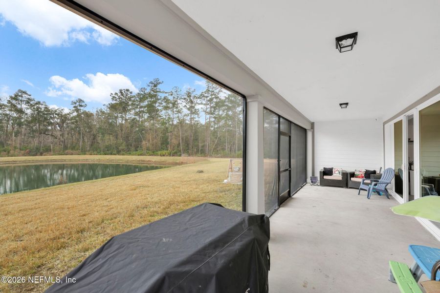 Exterior details and patio area of a home in , Jacksonville (Image 25).