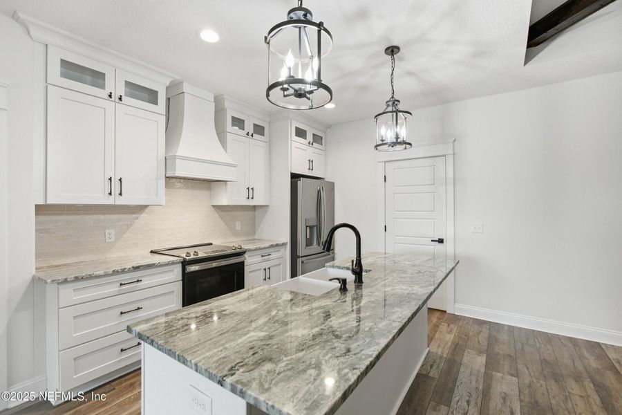 Furnished interior view inside a new home in , Florahome (Image 12).