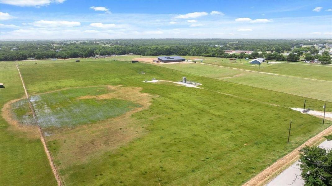 Natural landscape and outdoor views near  in Paradise (Image 34).