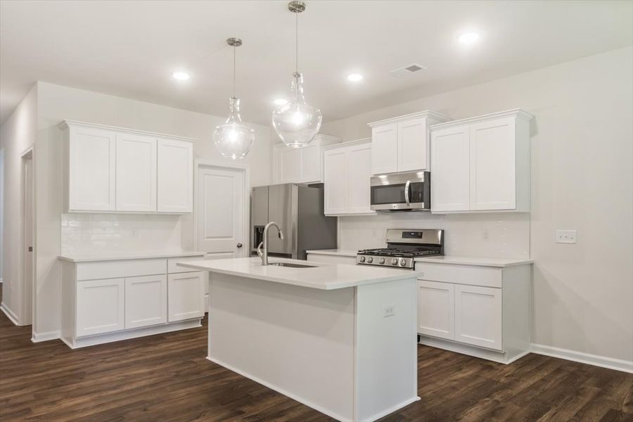 Furnished interior view inside a new home in Heritage Bay, Sumter (Image 6).