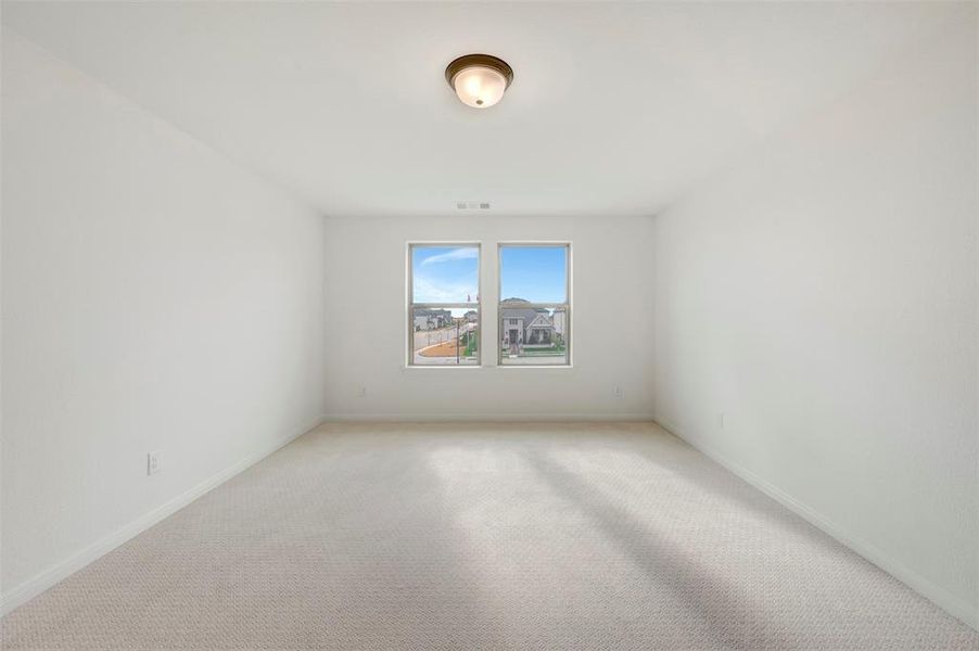 Spacious, unfurnished interior of a new home in Talia – Garden Series, Mesquite (Image 27).