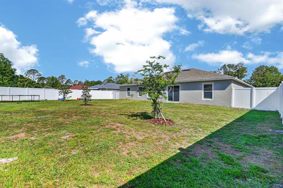 Exterior details and patio area of a home in Palm Coast, Palm Coast (Image 26).