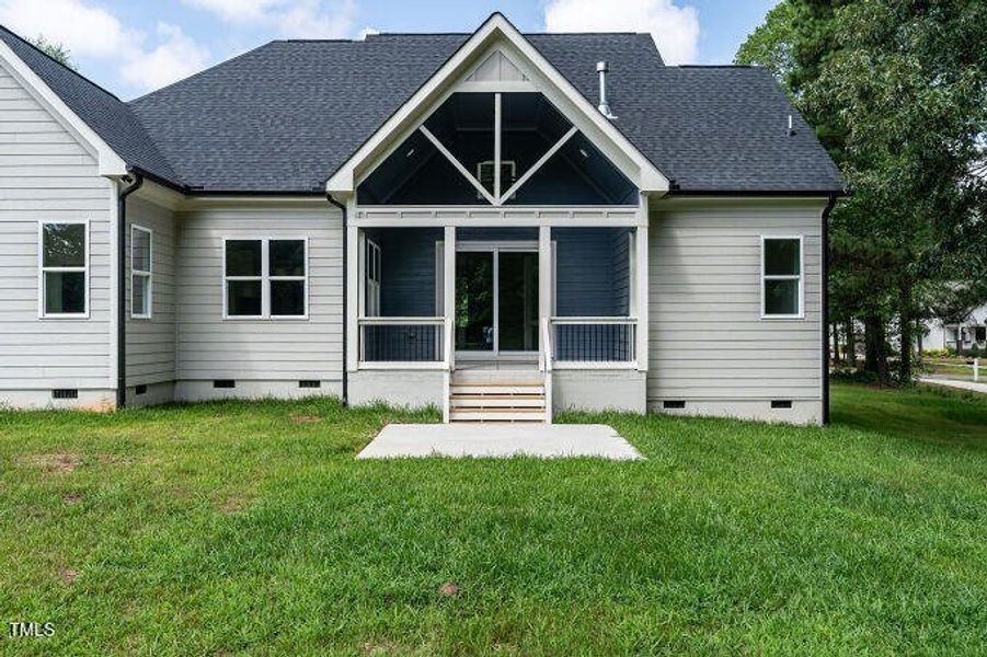 040-680x453-back-of-home