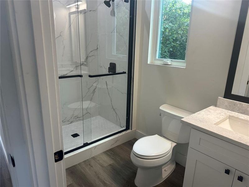 Furnished interior view inside a new home in , Orlando (Image 49).