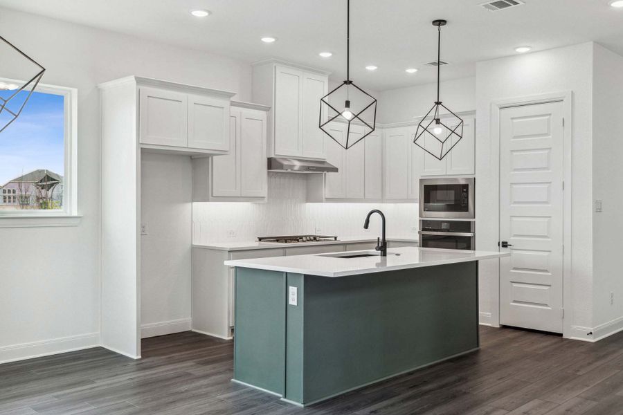 Representative furnished interior of a home built from the The Scottsburg by David Weekley Homes in Edgewater Garden Series, Fate (Image 4).