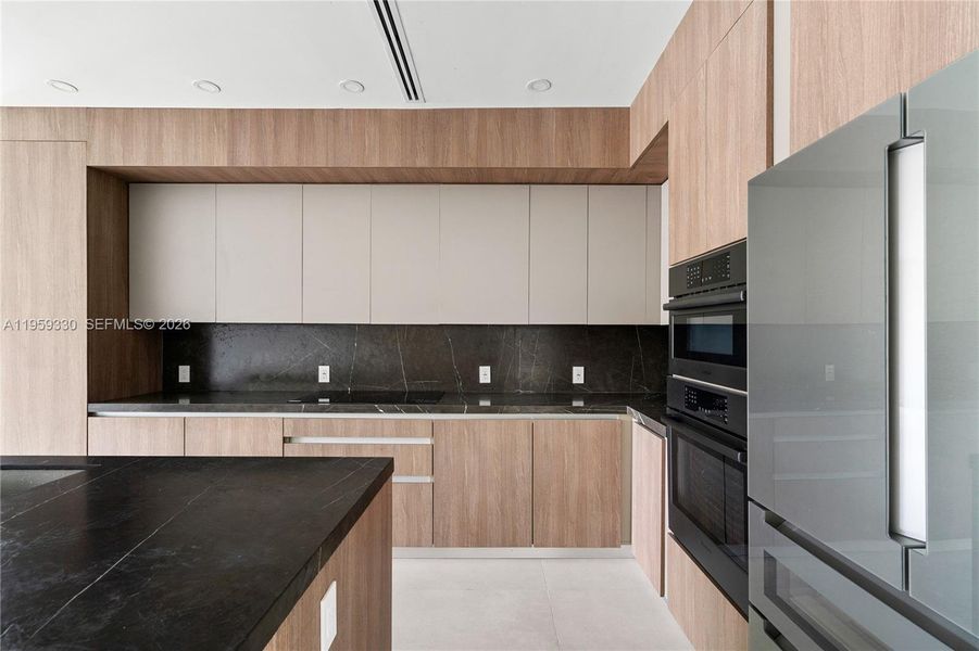 Image 37 of a home in .