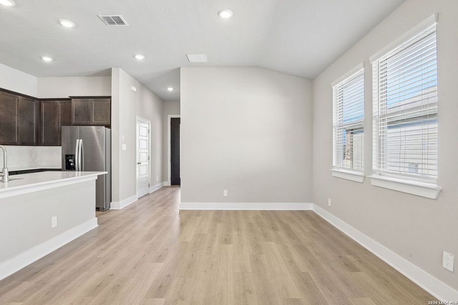 Spacious, unfurnished interior of a new home in Royal Crest, San Antonio (Image 41).