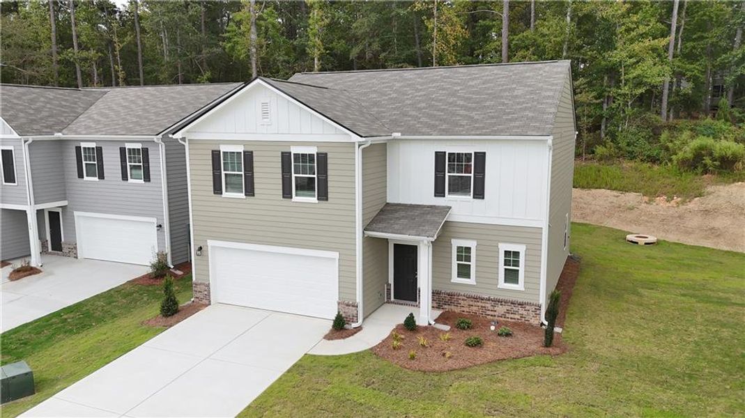 Image 16 of a home in Casteel.