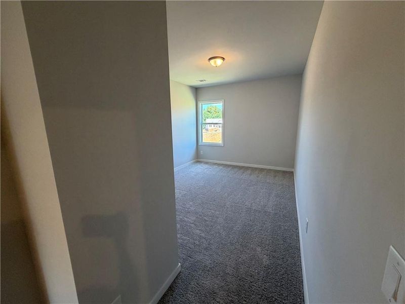 Spacious, unfurnished interior of a new home in Mallard’s Landing, Jefferson (Image 33).