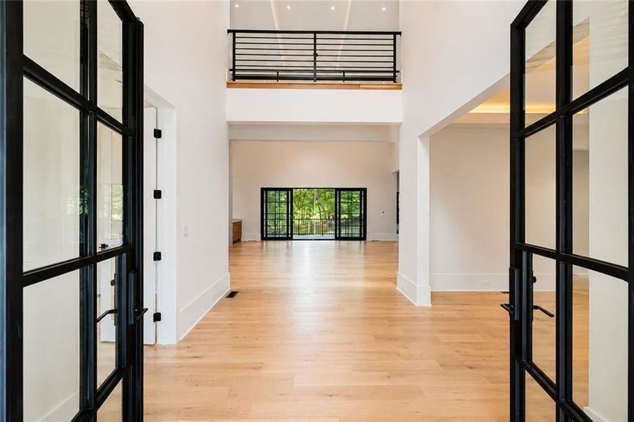 Spacious, unfurnished interior of a new home in , Alpharetta (Image 75). Spacious, unfurnished interior of a new home in , Alpharetta (Image 75).