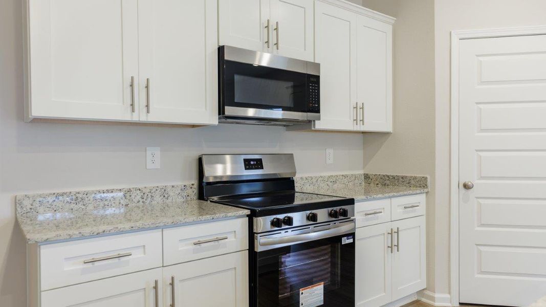 Representative furnished interior of a home built from the Plan by D.R. Horton in Greystone, Crawfordville (Image 7). Representative furnished interior of a home built from the Plan by D.R. Horton in Greystone, Crawfordville (Image 7).