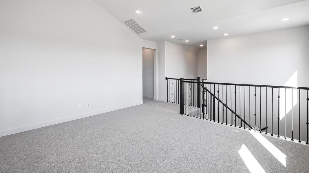 Spacious, unfurnished interior of a new home in Juniper Springs, Lockhart (Image 14).