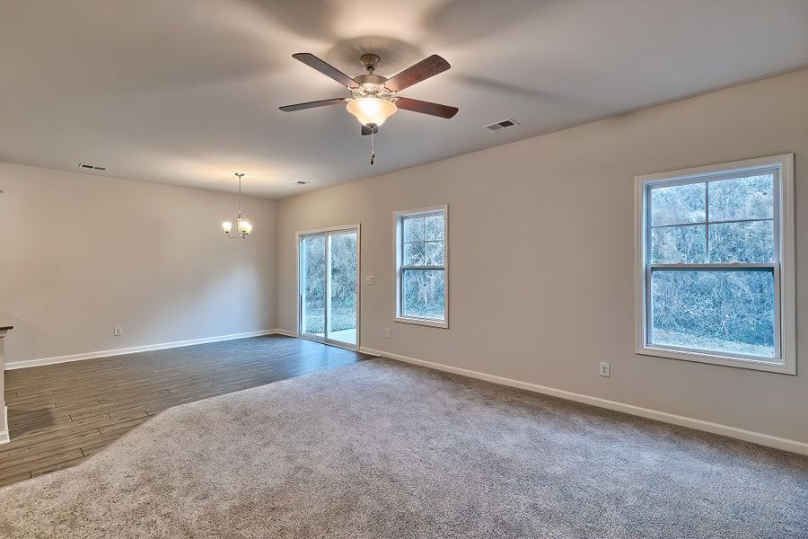 Spacious, unfurnished interior of a new home in Emanuel Creek, West Columbia (Image 30).