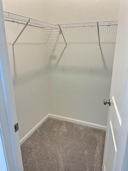 Image 21 of a home in Six Oaks.