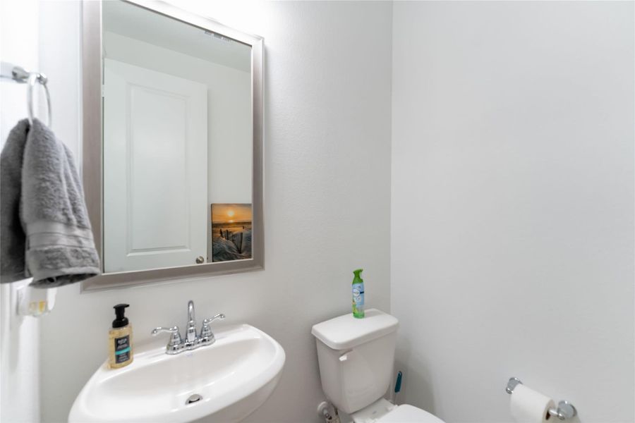 Half bathroom Half bathroom