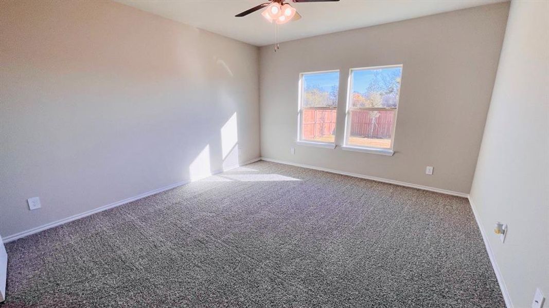 Spacious, unfurnished interior of a new home in Sunnycreek, Fort Worth (Image 11).