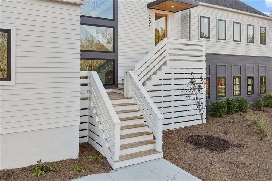 Exterior details and patio area of a home in , Roswell (Image 46).