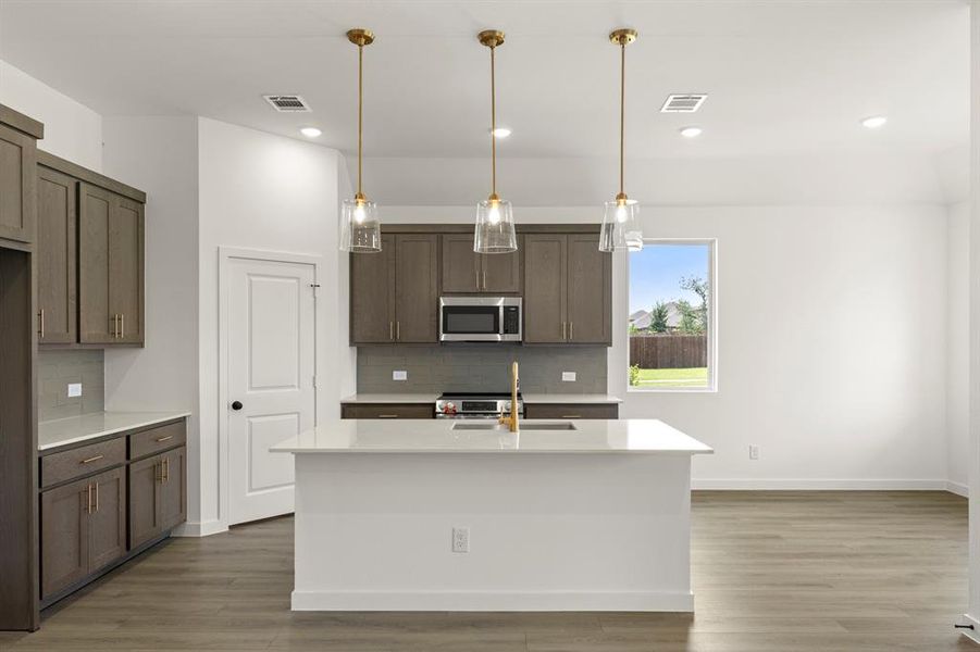 11. 900 Colgate - Kitchen 11. 900 Colgate - Kitchen