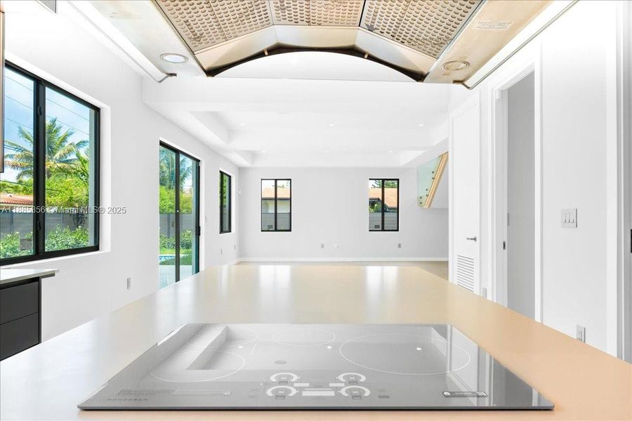 Image 27 of a home in .