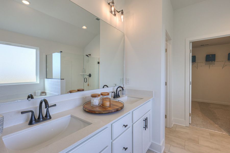 *Photo of actual home as a Model Home. Home will come unfurnished/undecorated. *Photo of actual home as a Model Home. Home will come unfurnished/undecorated.