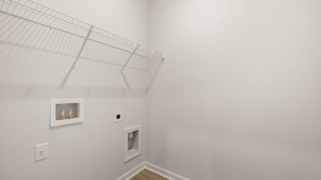 Spacious, unfurnished interior of a new home in Northberry, Rome (Image 27).