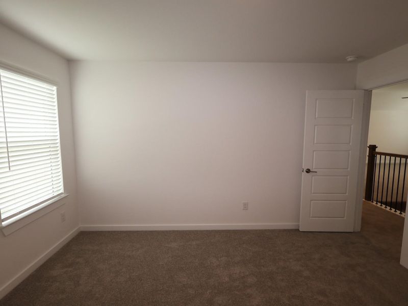 Spacious, unfurnished interior of a new home in Summerview, Fulshear (Image 29). Spacious, unfurnished interior of a new home in Summerview, Fulshear (Image 29).