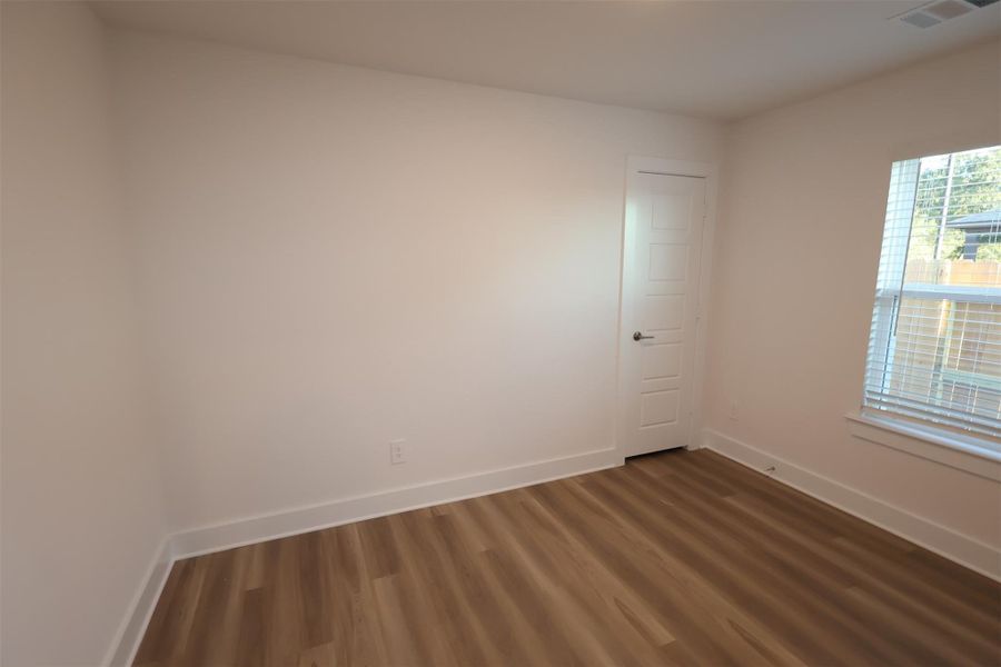Spacious, unfurnished interior of a new home in Sorella, Tomball (Image 6). Spacious, unfurnished interior of a new home in Sorella, Tomball (Image 6).