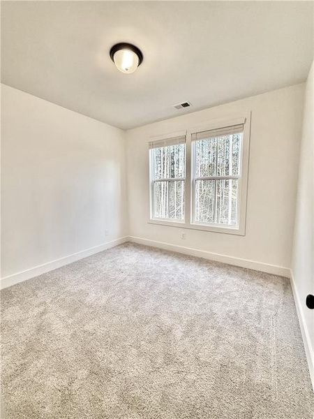 Spacious, unfurnished interior of a new home in , Alpharetta (Image 16).