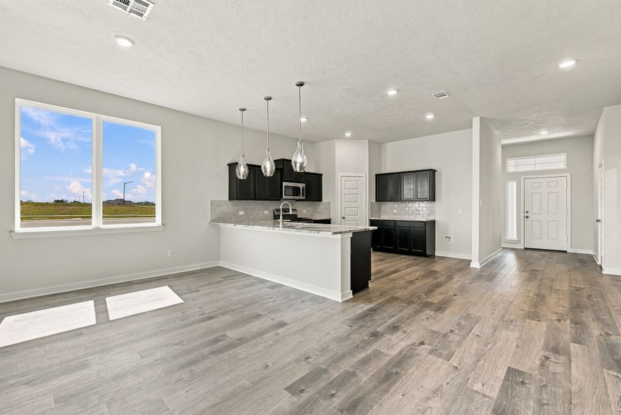 Furnished interior view inside a new home in Arrowhead Farms, Caldwell (Image 3).
