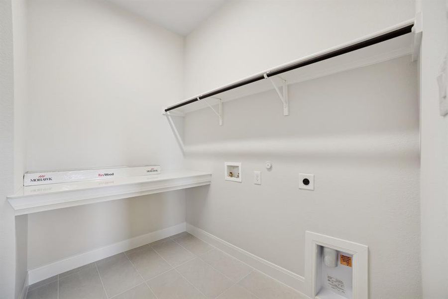 Spacious, unfurnished interior of a new home in Talia – Garden Series, Mesquite (Image 28). Spacious, unfurnished interior of a new home in Talia – Garden Series, Mesquite (Image 28).