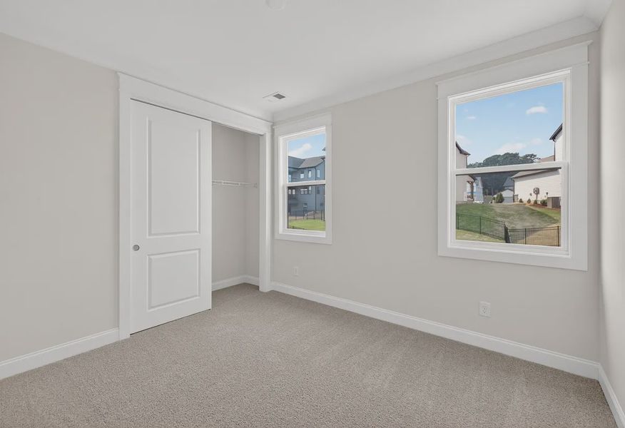 Guest Bedroom - 15 of 17