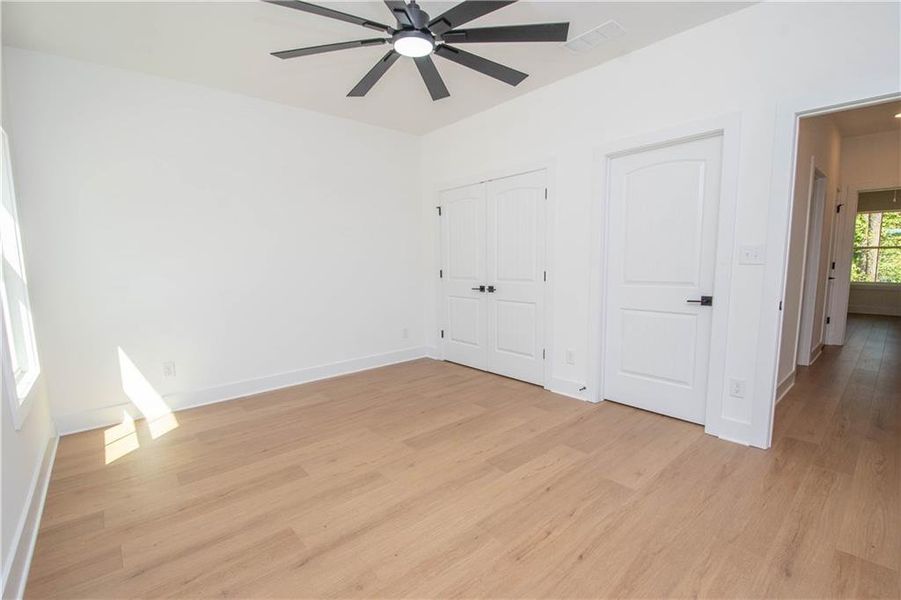 Spacious, unfurnished interior of a new home in , Fayetteville (Image 38).