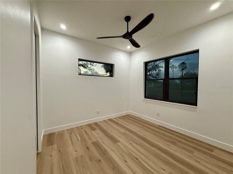 Spacious, unfurnished interior of a new home in , Punta Gorda (Image 37).