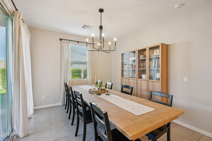 4-print-W Country Club Trl-S2511-009