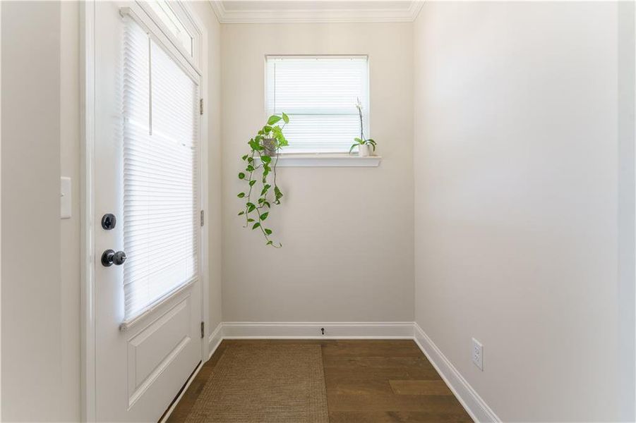 Spacious, unfurnished interior of a new home in Edenglen, Buford (Image 43).