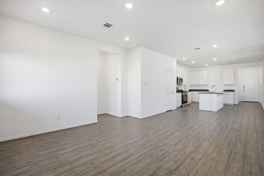 18018 Lasso Mills ~ Ready Now