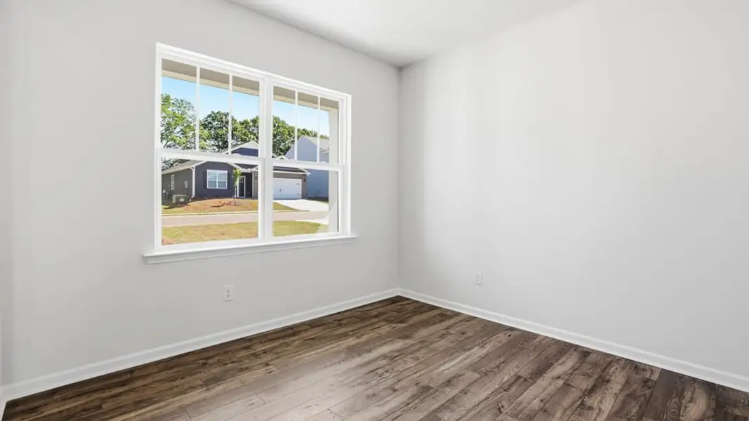 Spacious, unfurnished interior of a new home in Spring Ridge, Anderson (Image 18).