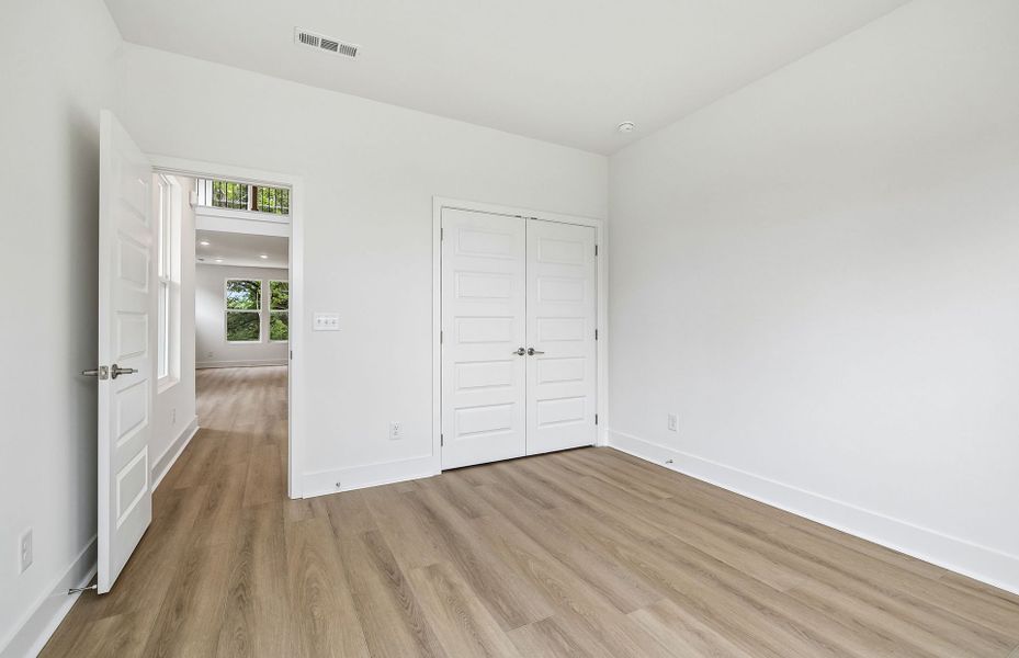 Spacious, unfurnished interior of a new home in Devonshire, Mount Juliet (Image 56).