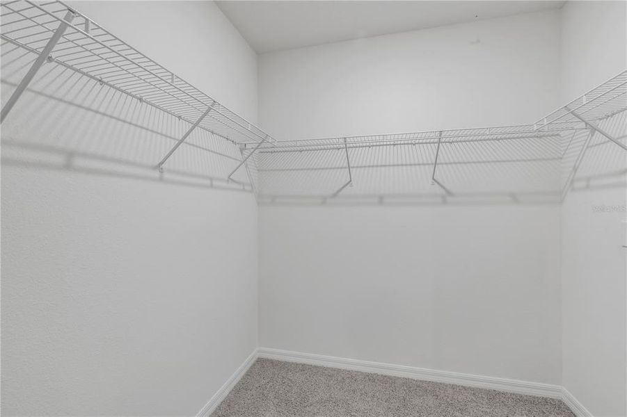Spacious, unfurnished interior of a new home in , New Smyrna Beach (Image 39).