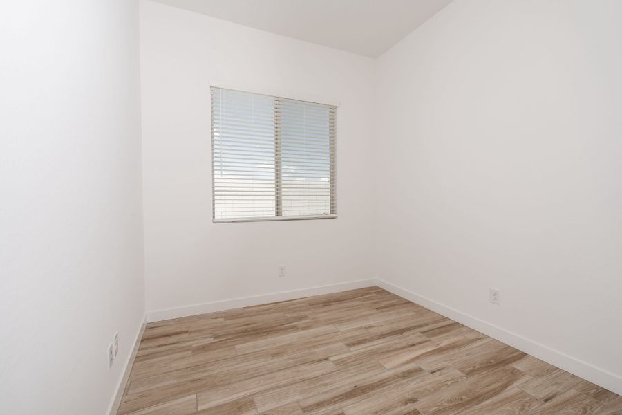 Spacious, unfurnished interior of a new home in Terraza, San Tan Valley (Image 6). Spacious, unfurnished interior of a new home in Terraza, San Tan Valley (Image 6).