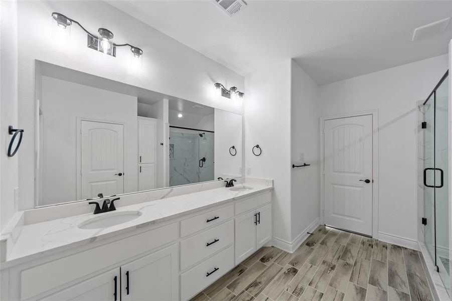 Furnished interior view inside a new home in , Greenville (Image 5).