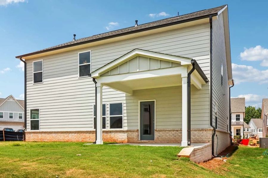 Sample Photo: Rear Exterior