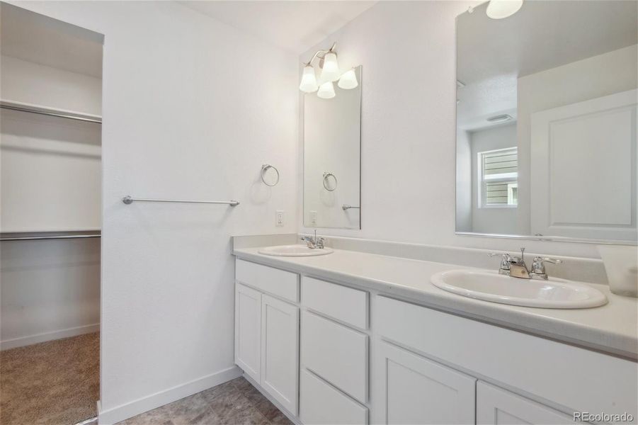 Furnished interior view inside a new home in Horizon Uptown, Aurora (Image 8).