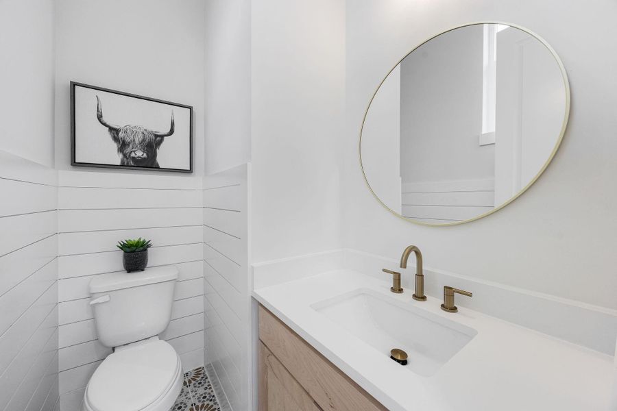 Furnished interior view inside a new home in Montridge, Houston (Image 28).